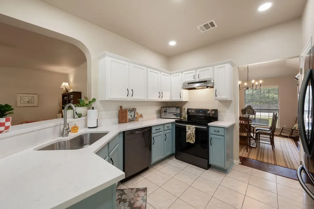 603 Prickly Pear Pass Buda TX 78610