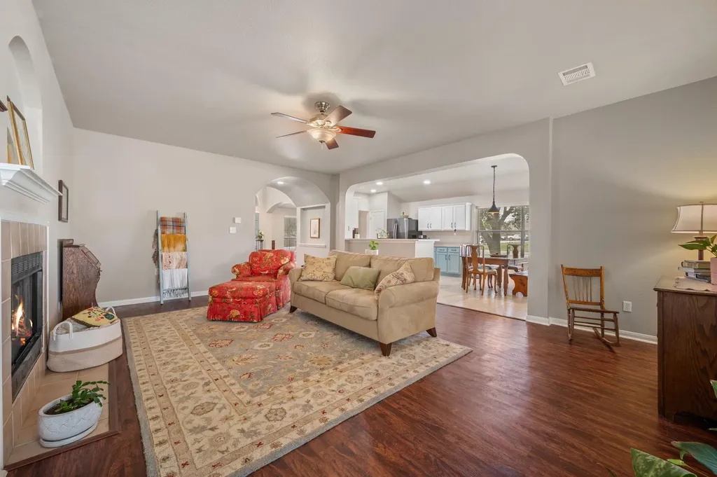 603 Prickly Pear Pass Buda TX 78610