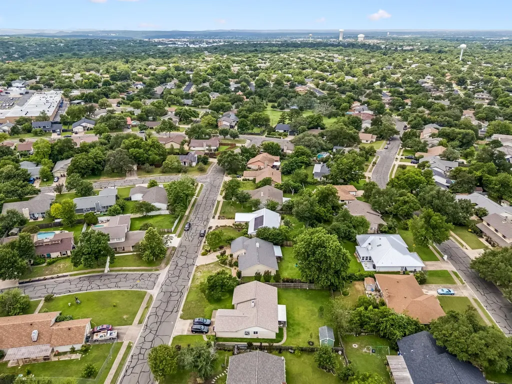 10504 Wagon Gap Drive Austin TX 78750