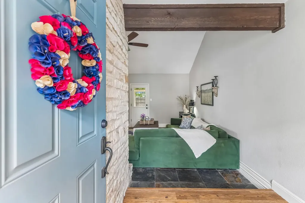 10504 Wagon Gap Drive Austin TX 78750
