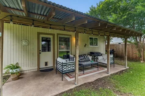 10504 Wagon Gap Drive Austin TX 78750