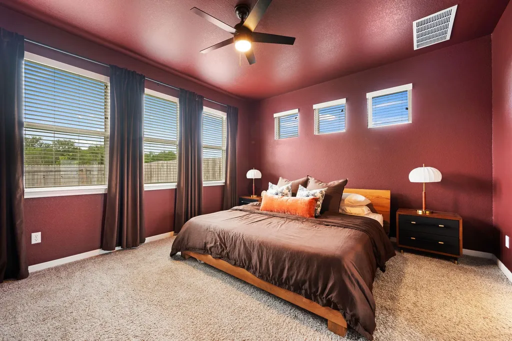 6907 Short Run Lane Buda TX 78610