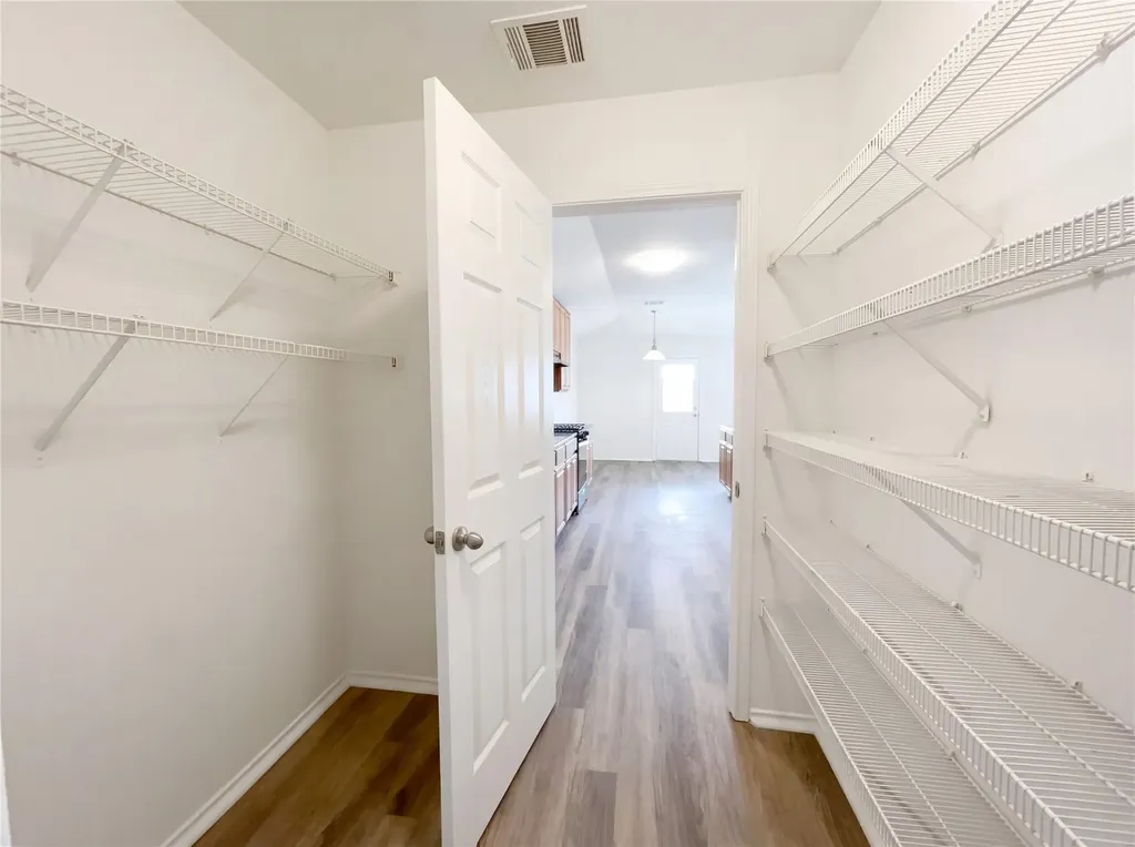 506 Gettysburg Loop Elgin TX 78621