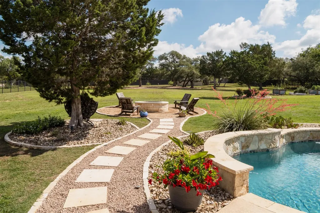 893 Blue Ridge Drive Dripping Springs TX 78620