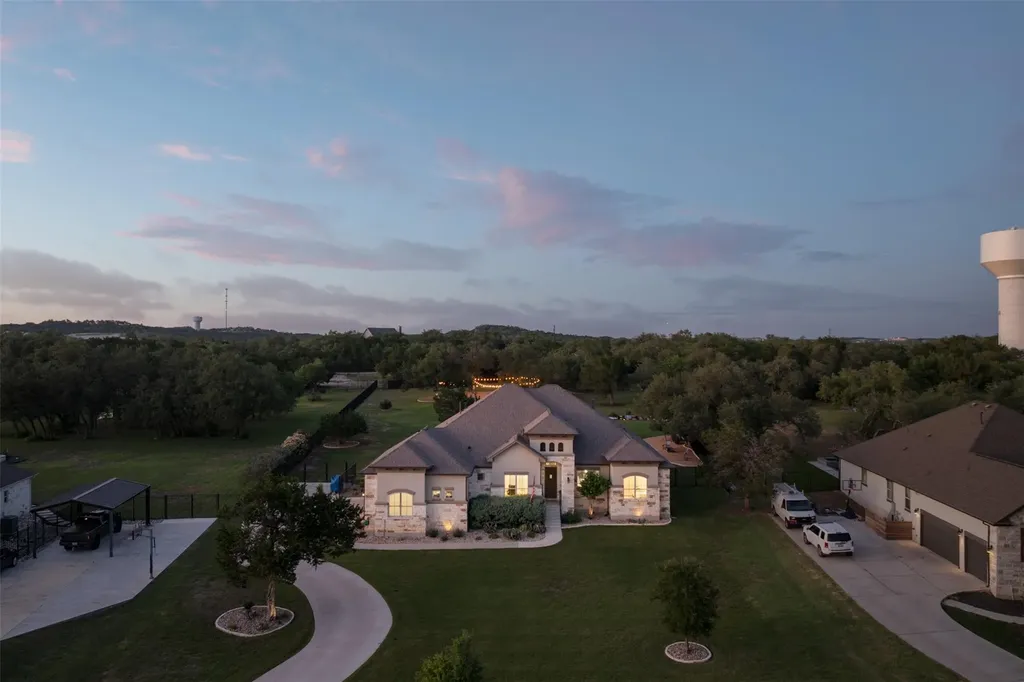 893 Blue Ridge Drive Dripping Springs TX 78620