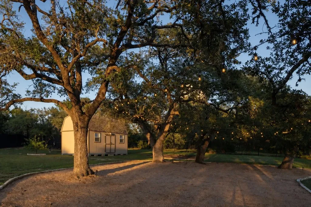 893 Blue Ridge Drive Dripping Springs TX 78620