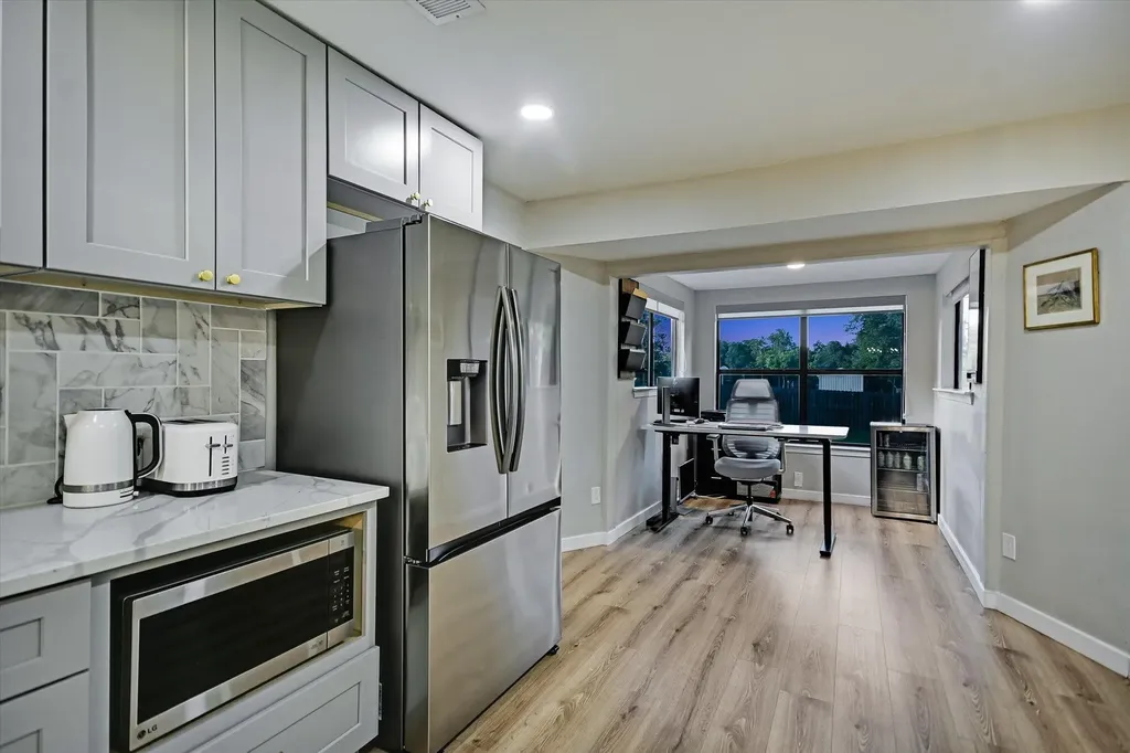 1006 Hollybluff Street Austin TX 78753