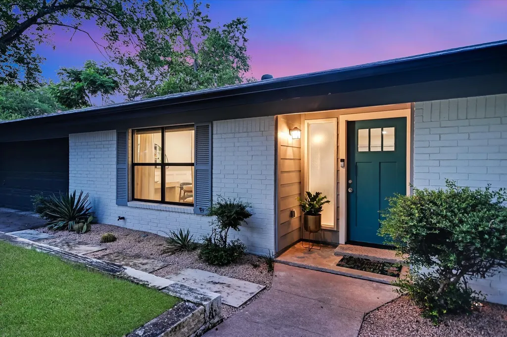 1006 Hollybluff Street Austin TX 78753