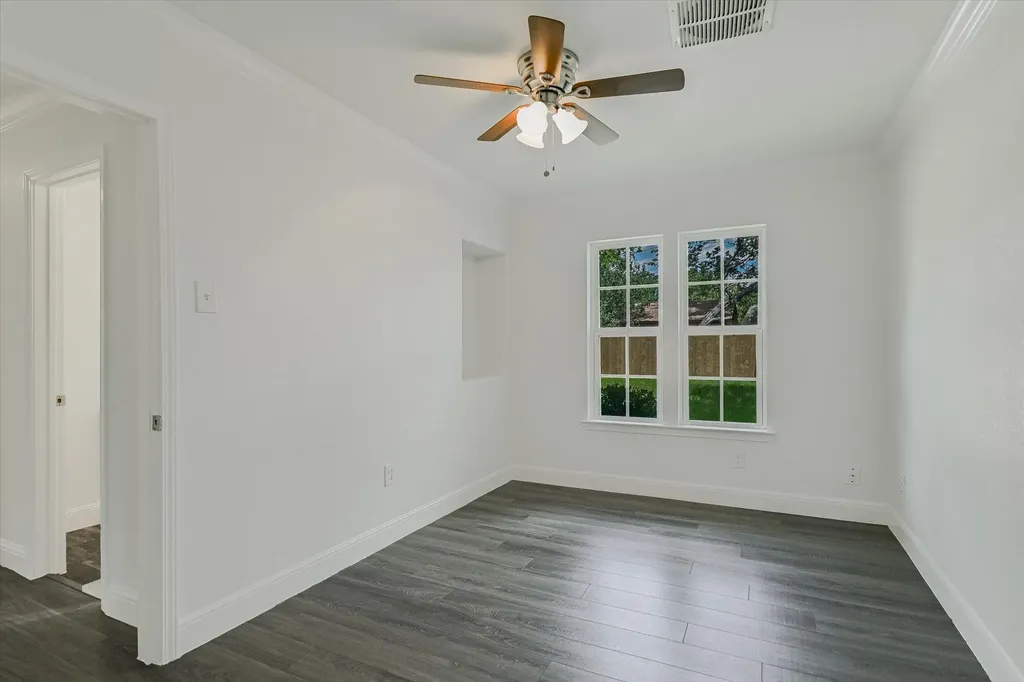 12504 Limerick Avenue Austin TX 78727