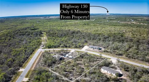 137 Baylen Clifton Lane Lockhart TX 78644