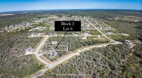 137 Baylen Clifton Lane Lockhart TX 78644