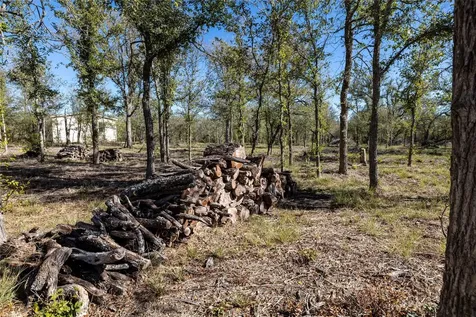 137 Baylen Clifton Lane Lockhart TX 78644