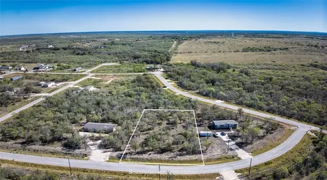 137 Baylen Clifton Lane Lockhart TX 78644