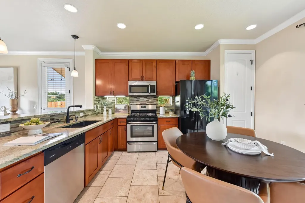 1185 Springdale Road Austin TX 78721