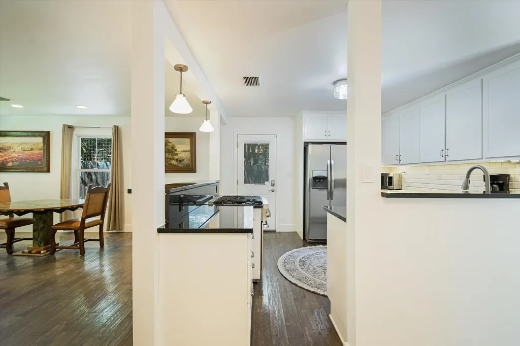 605 Deep Eddy Avenue Austin TX 78703