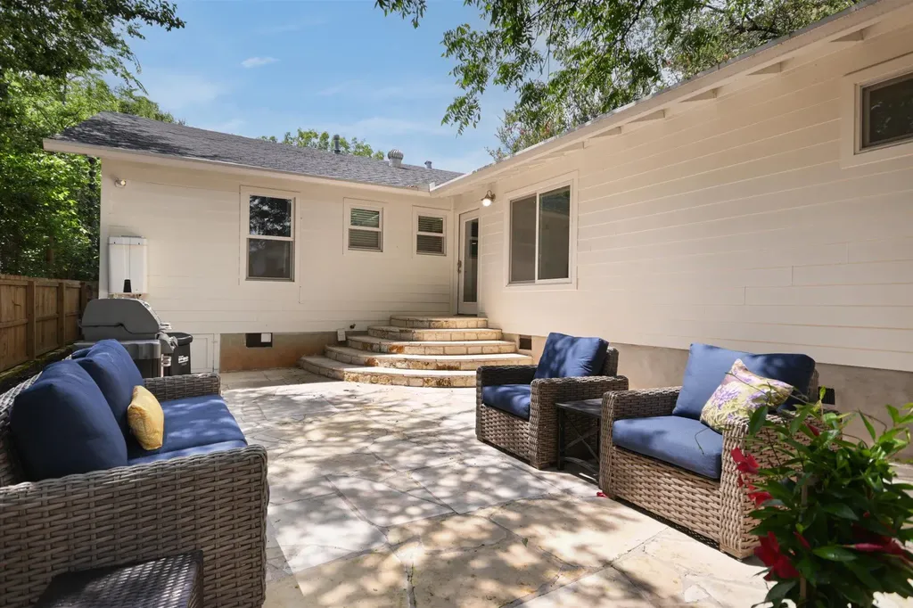 605 Deep Eddy Avenue Austin TX 78703