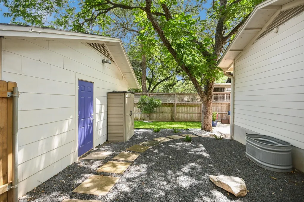 605 Deep Eddy Avenue Austin TX 78703