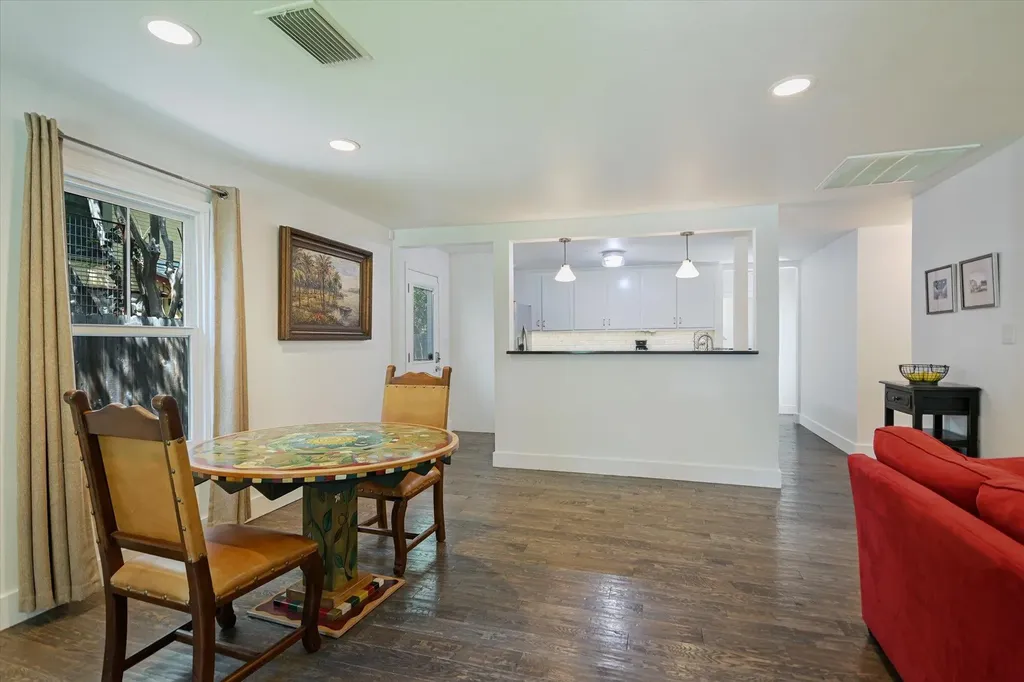 605 Deep Eddy Avenue Austin TX 78703