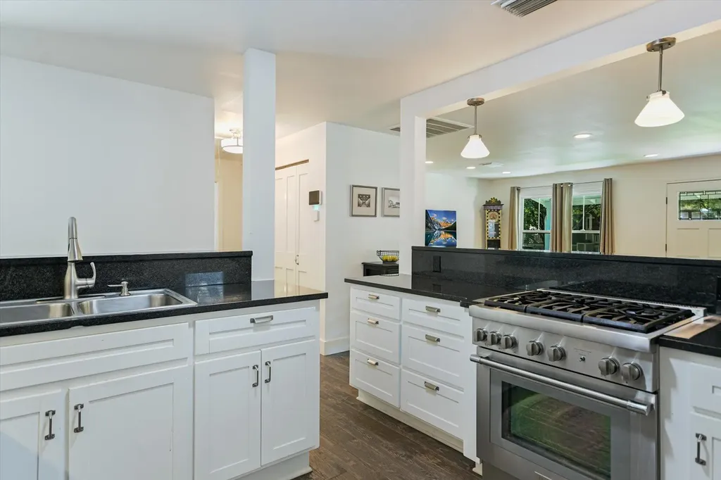 605 Deep Eddy Avenue Austin TX 78703
