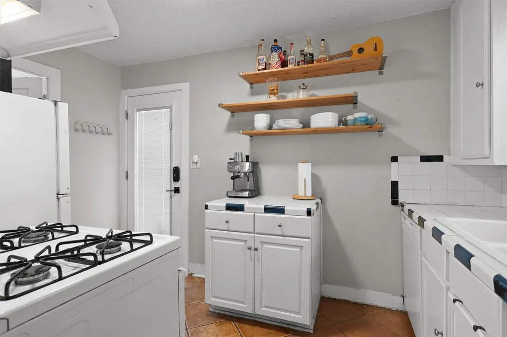 2609 Willow Street Austin TX 78702