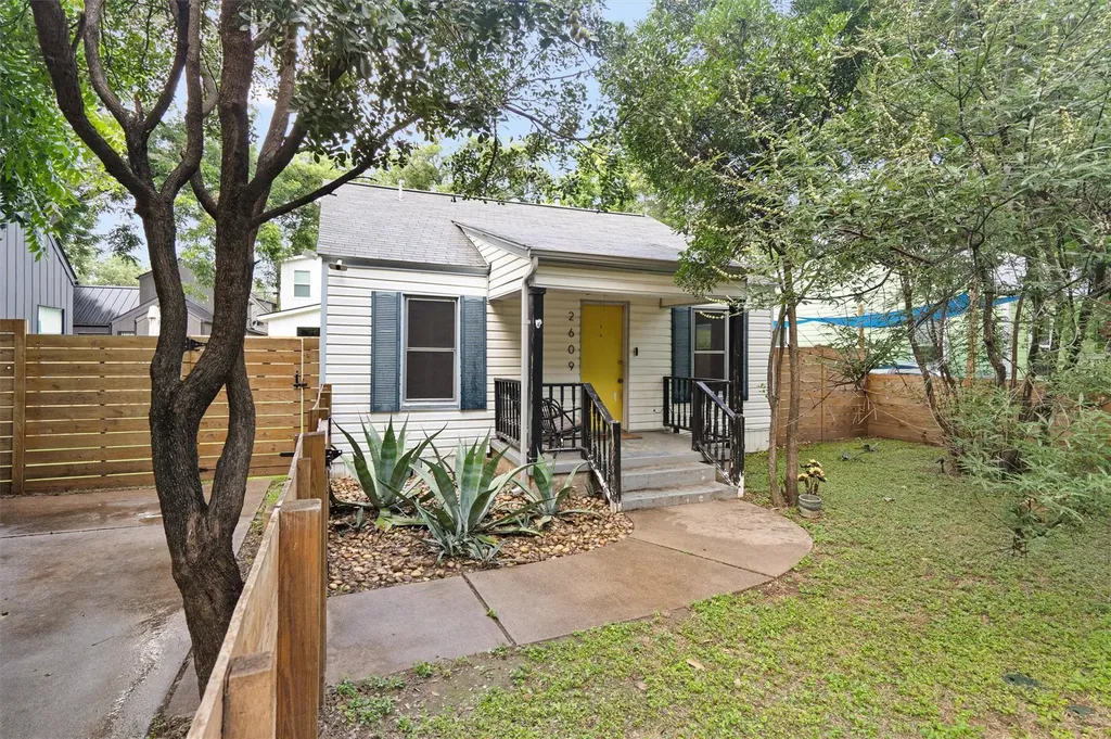 2609 Willow Street Austin TX 78702