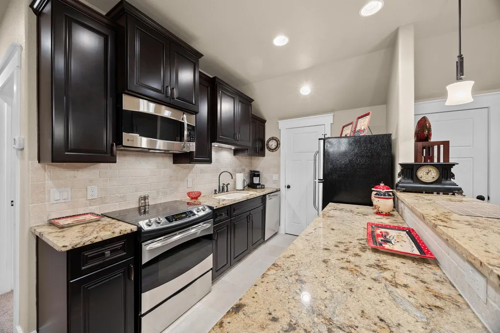 122 Dawana Lane Georgetown TX 78628