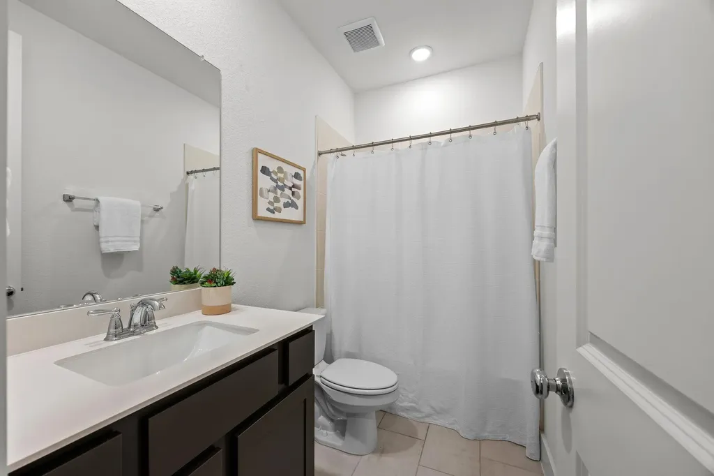 1332 Golden Celebration Bend Leander TX 78641