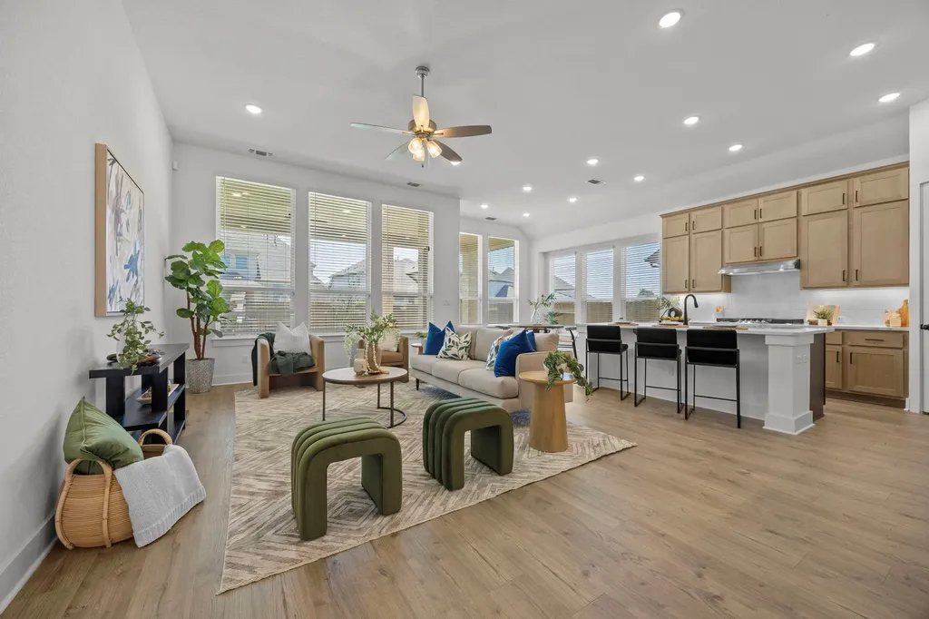 1332 Golden Celebration Bend Leander TX 78641