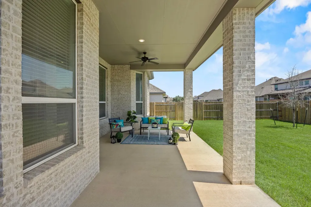 1332 Golden Celebration Bend Leander TX 78641