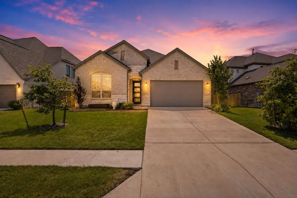 1332 Golden Celebration Bend Leander TX 78641