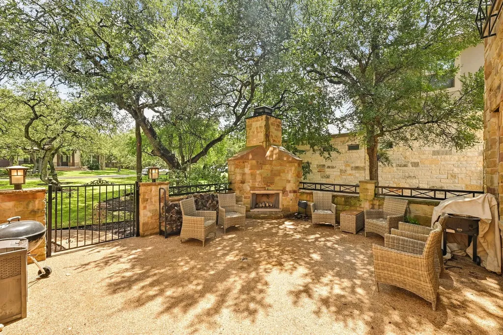 7805 Bettis Trophy Drive Austin TX 78739