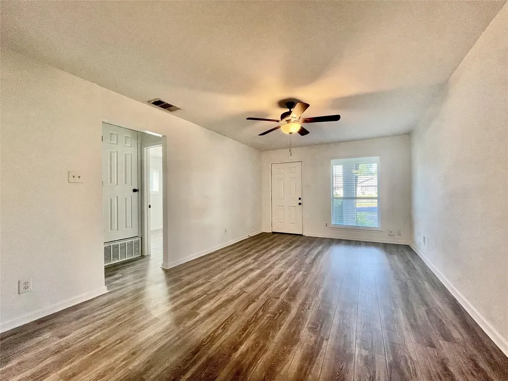 312 W William Cannon Drive Austin TX 78745