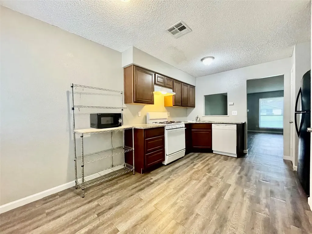 312 W William Cannon Drive Austin TX 78745