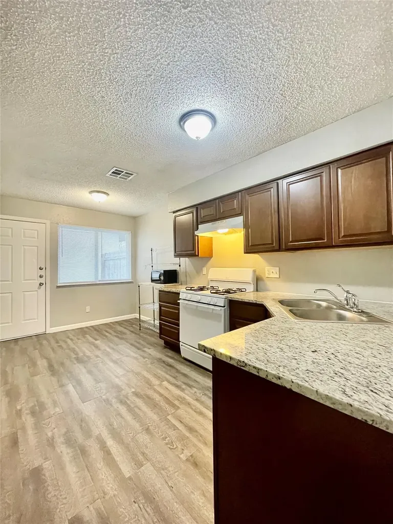 312 W William Cannon Drive Austin TX 78745