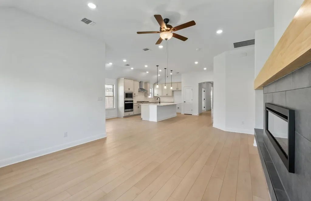 800 Crescent View Drive Georgetown TX 78628