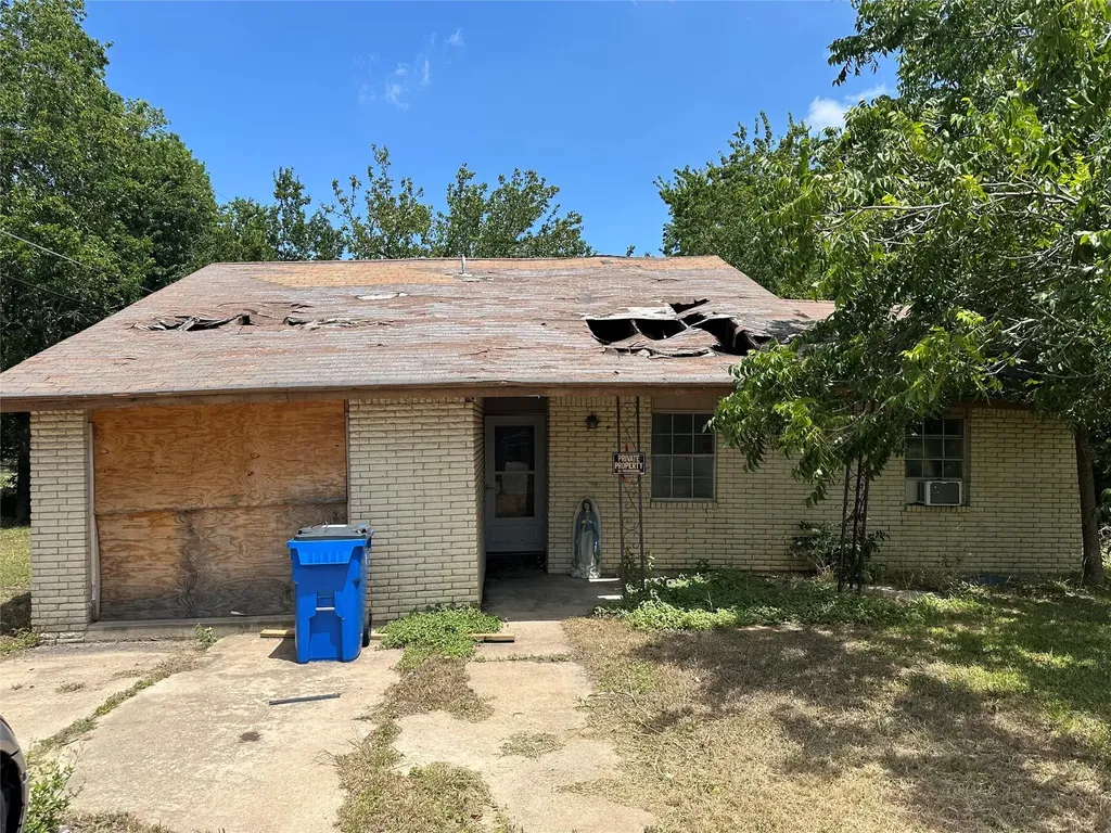 506 Forest Court Taylor TX 76574