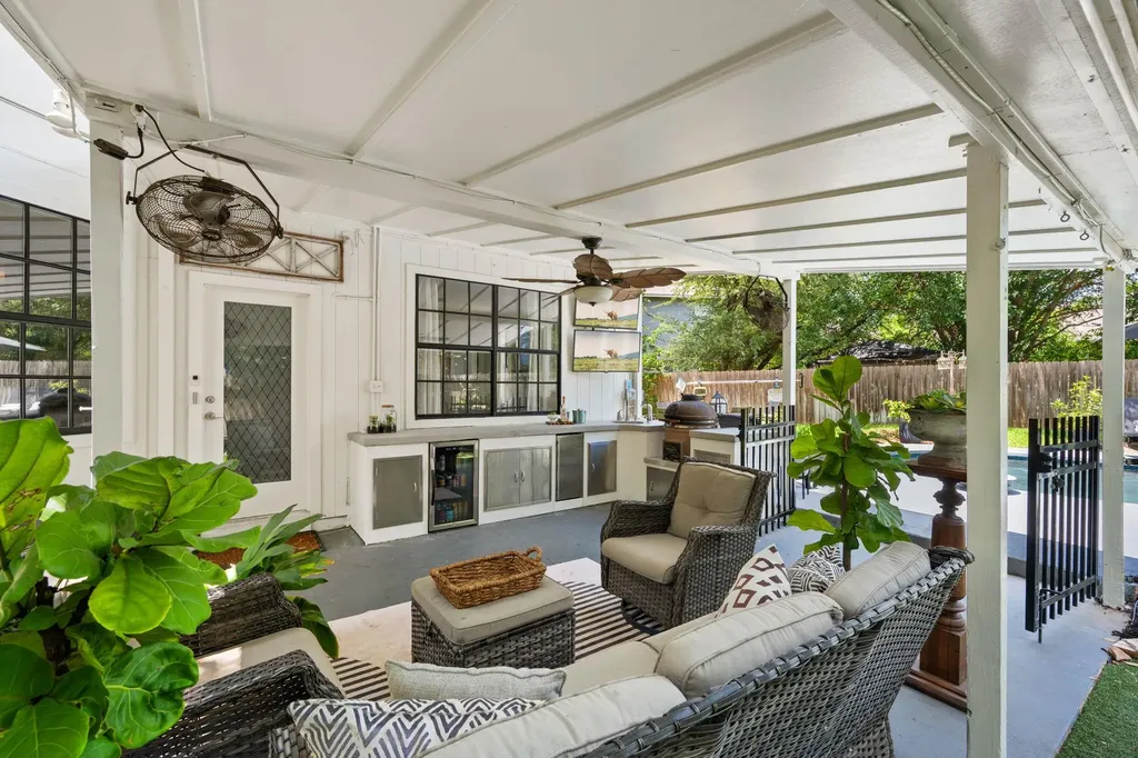 3923 Grayling Lane Round Rock TX 78681
