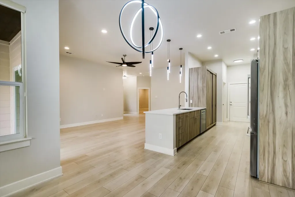 416 Hi Circle W Horseshoe Bay TX 78657