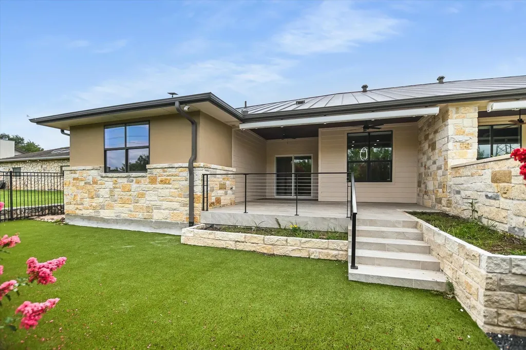 416 Hi Circle W Horseshoe Bay TX 78657