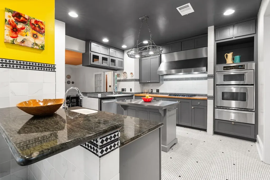 1310 E University Avenue Georgetown TX 78626
