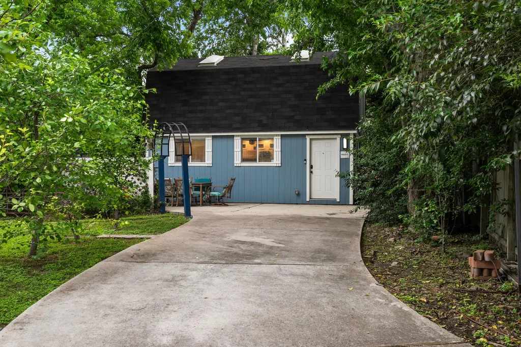 1310 E University Avenue Georgetown TX 78626