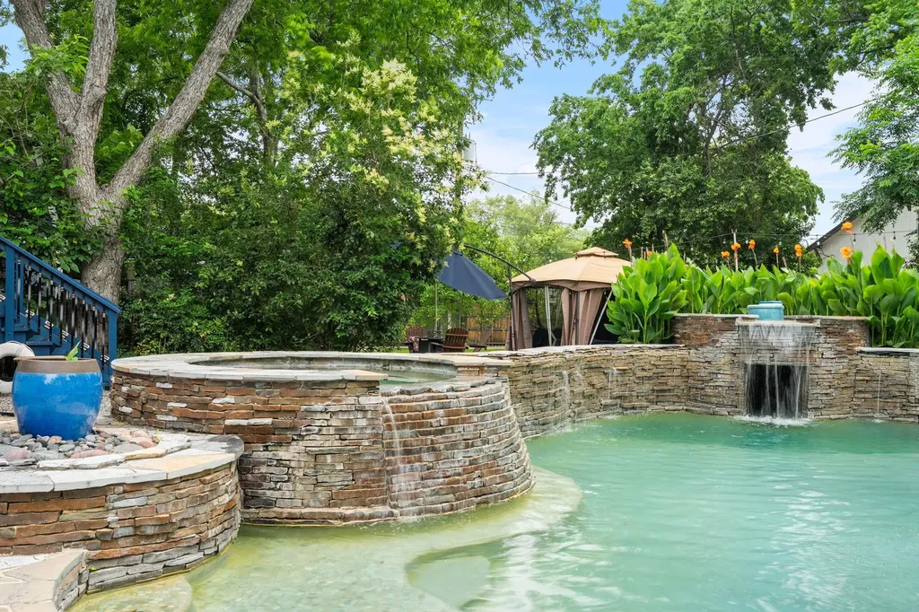 1310 E University Avenue Georgetown TX 78626