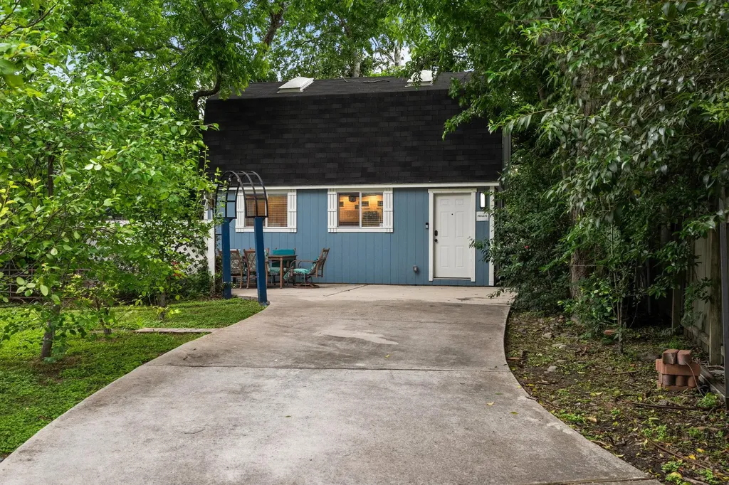 1310 E University Avenue Georgetown TX 78626
