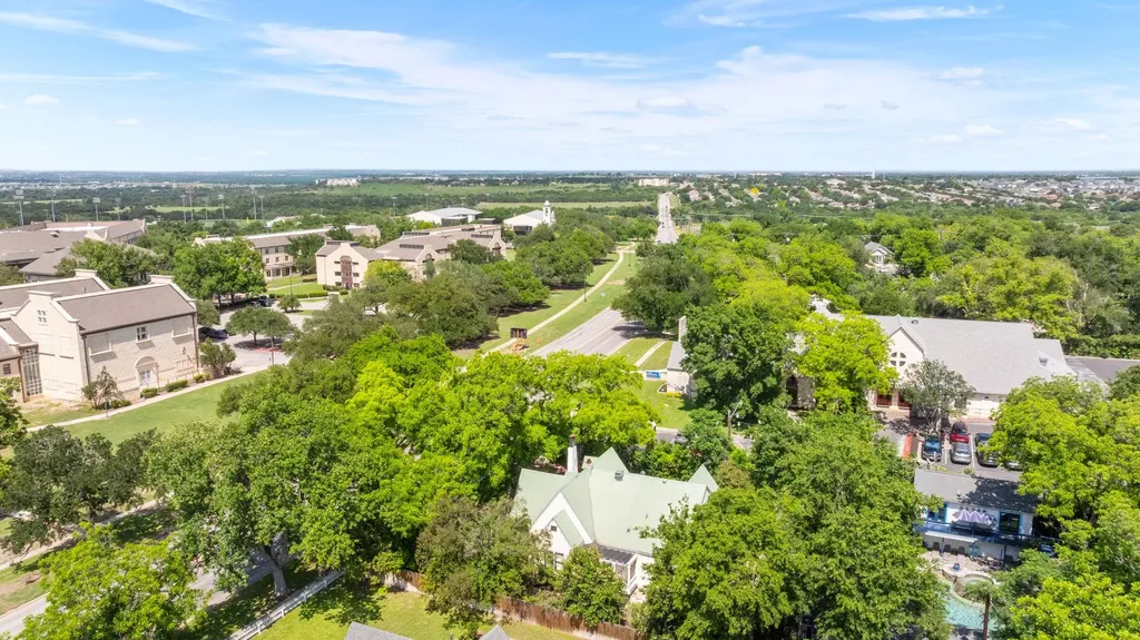 1310 E University Avenue Georgetown TX 78626