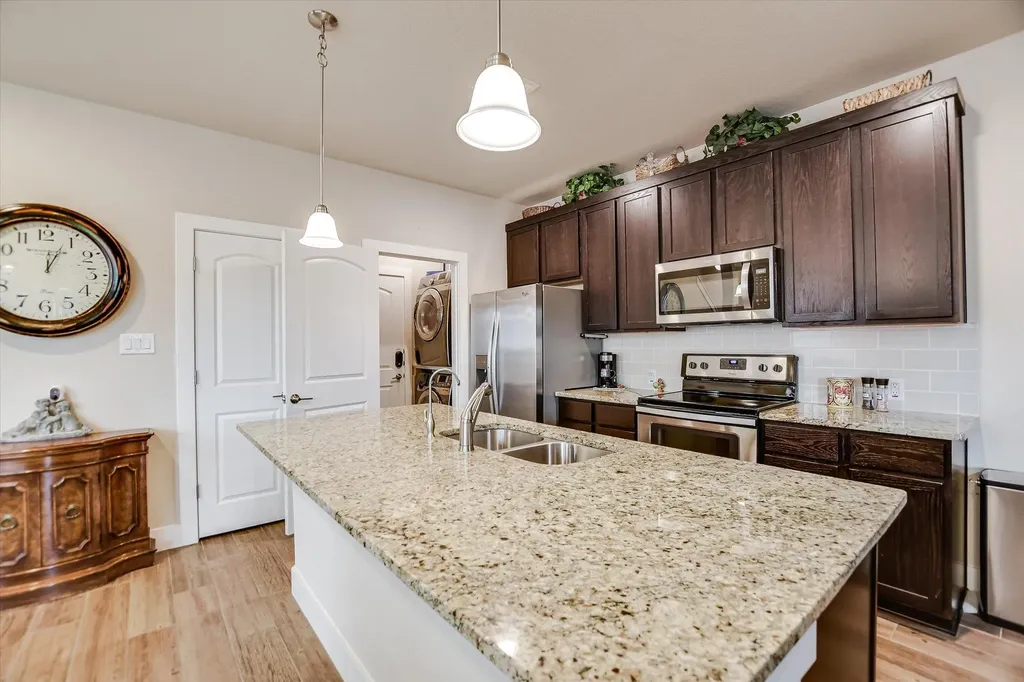 528 High Tech Drive Georgetown TX 78626
