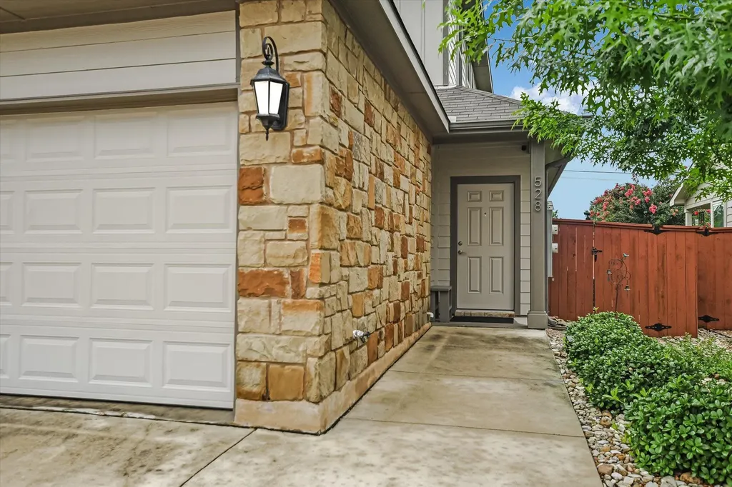 528 High Tech Drive Georgetown TX 78626
