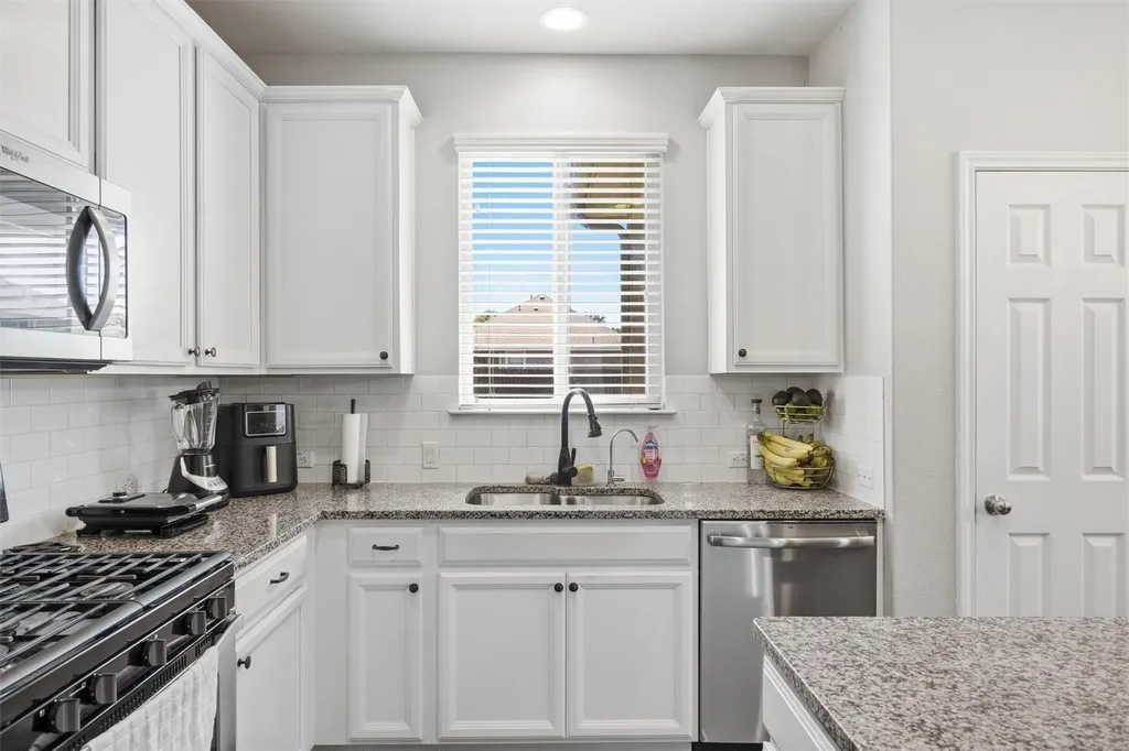 212 Russet Trail Georgetown TX 78628