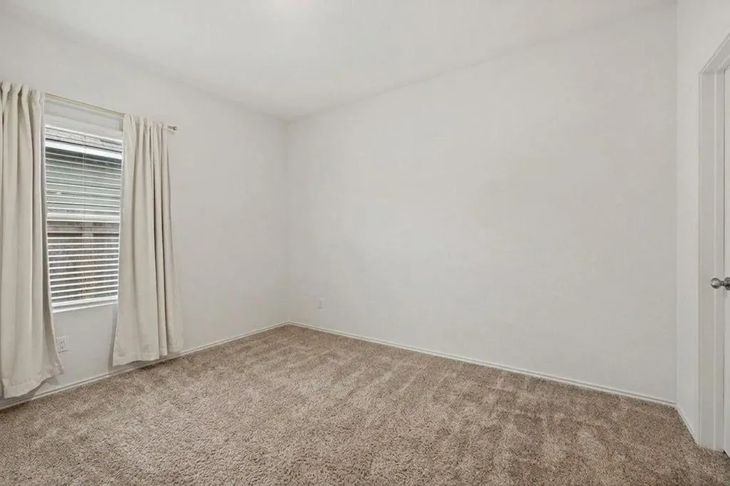 13608 Buckalew Street Elgin TX 78621