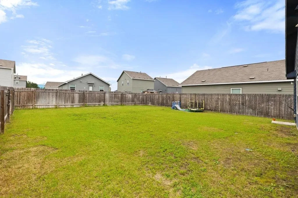 13608 Buckalew Street Elgin TX 78621