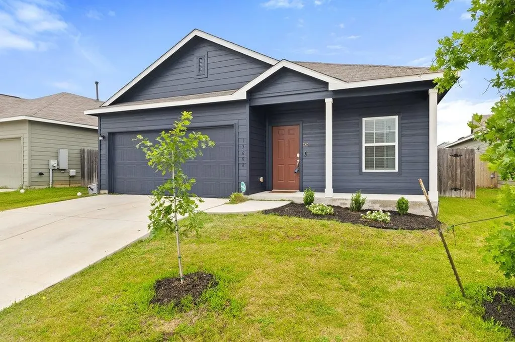13608 Buckalew Street Elgin TX 78621